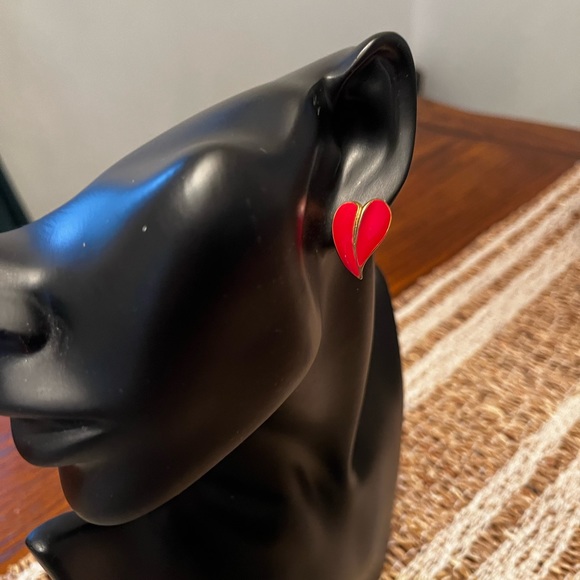 Vintage Red Heart Earrings, Valentines Day Earrings, Heart Earrings, Heart. - Picture 2 of 7